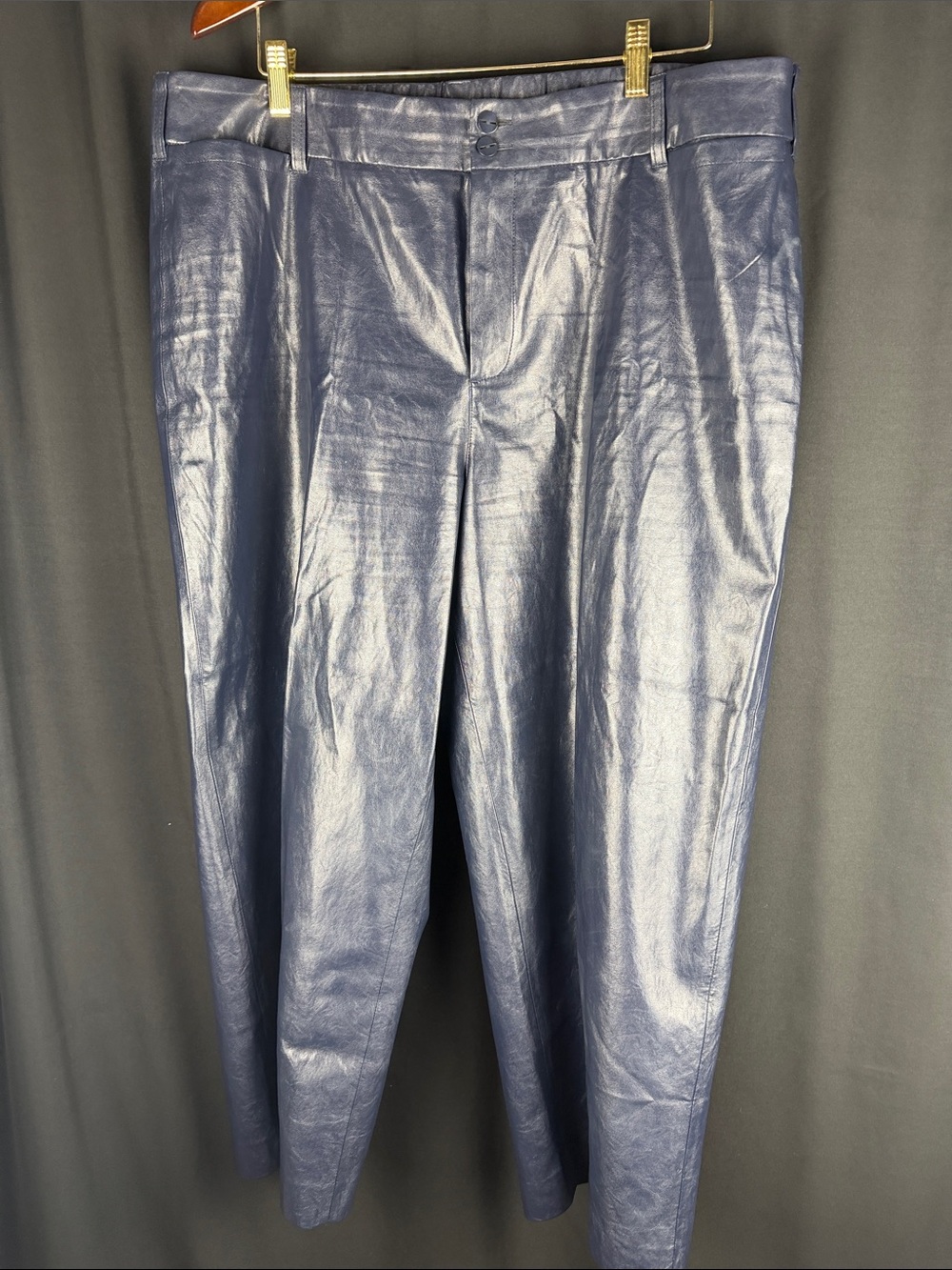 Chico’s Navy Faux Leather Wide Leg Ankle Pants Size 3.5 (18R) - Picture 4 of 9